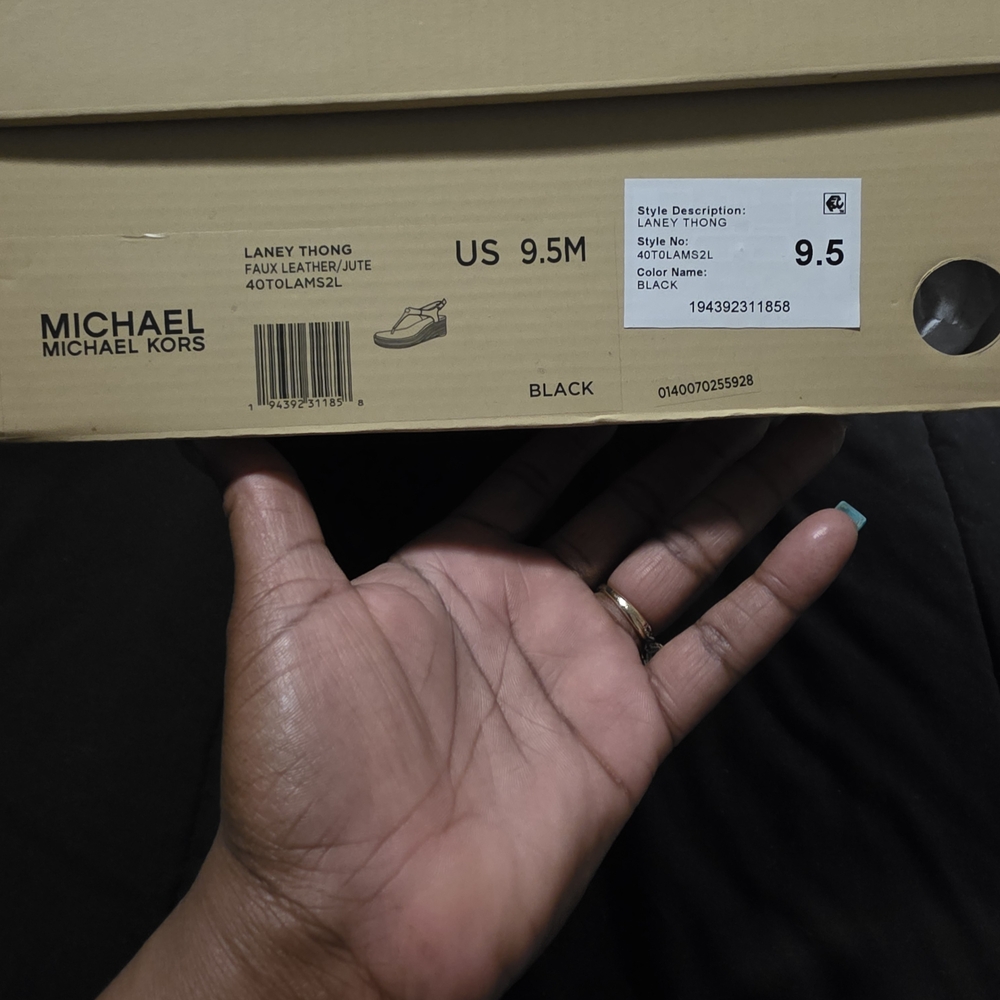 MICHAEL Michael Kors Black Laney Thong Sandals Box (Men's US 9.5)